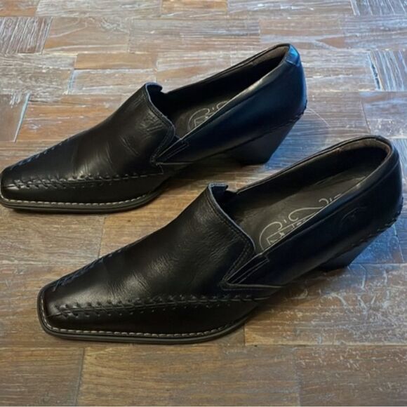 Pikolinos Pointy Toe Leather Loafer Heels - Picture 2 of 12